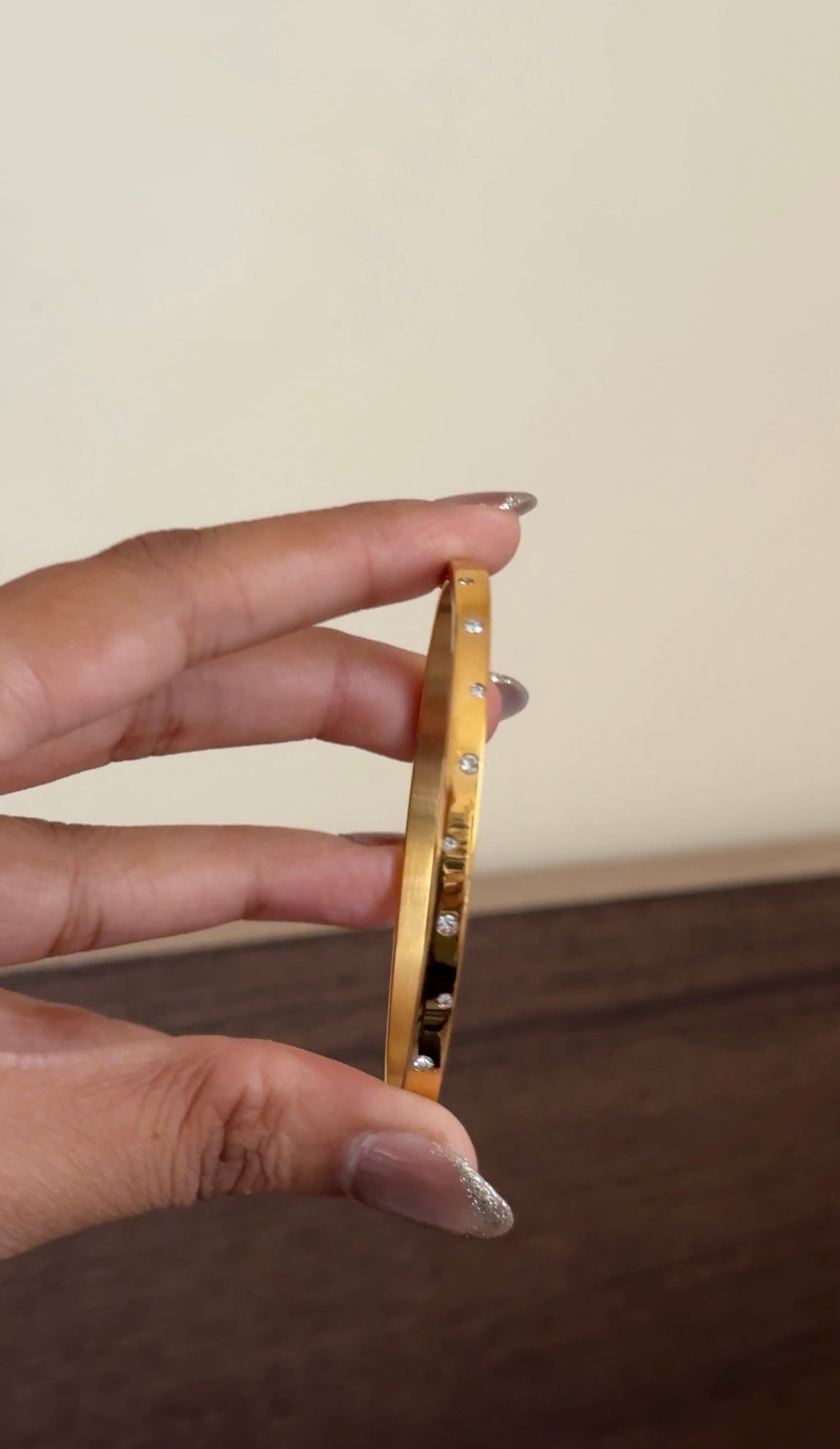 Linear Luxe Kada