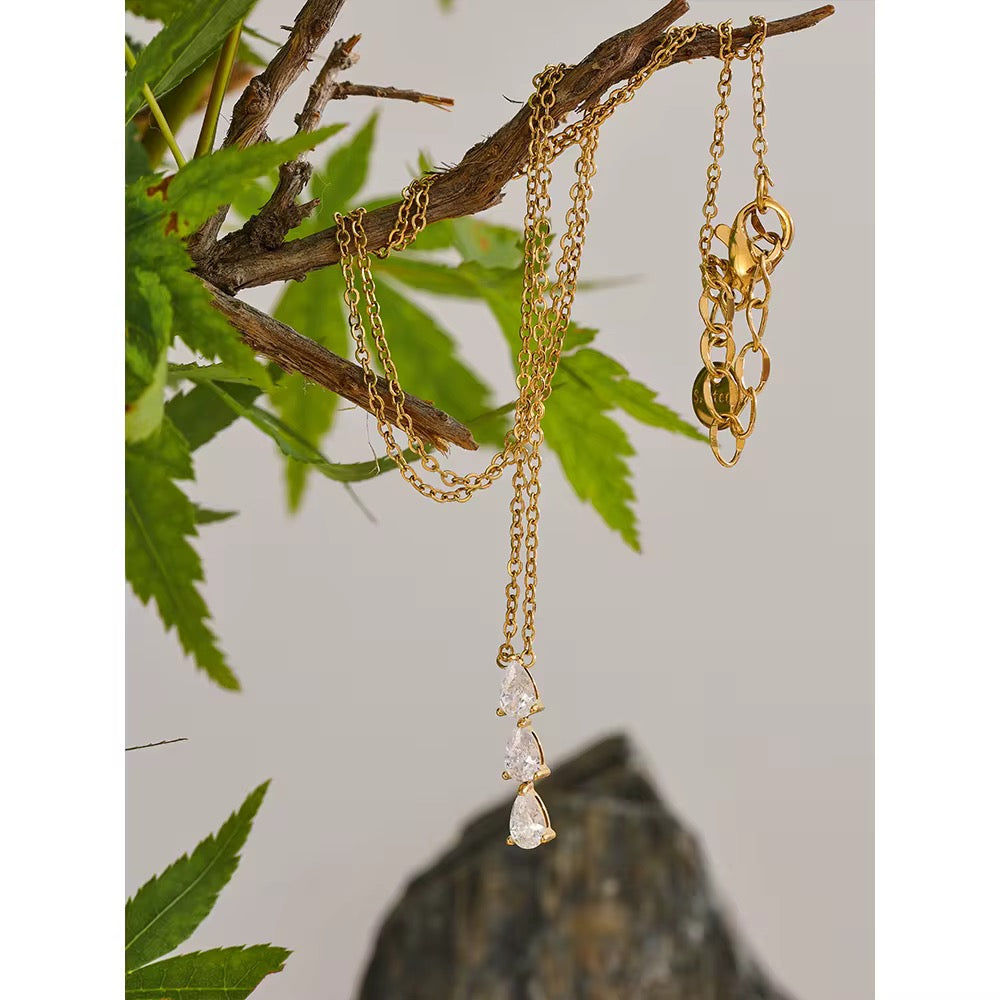 Elara Necklace (Gold)