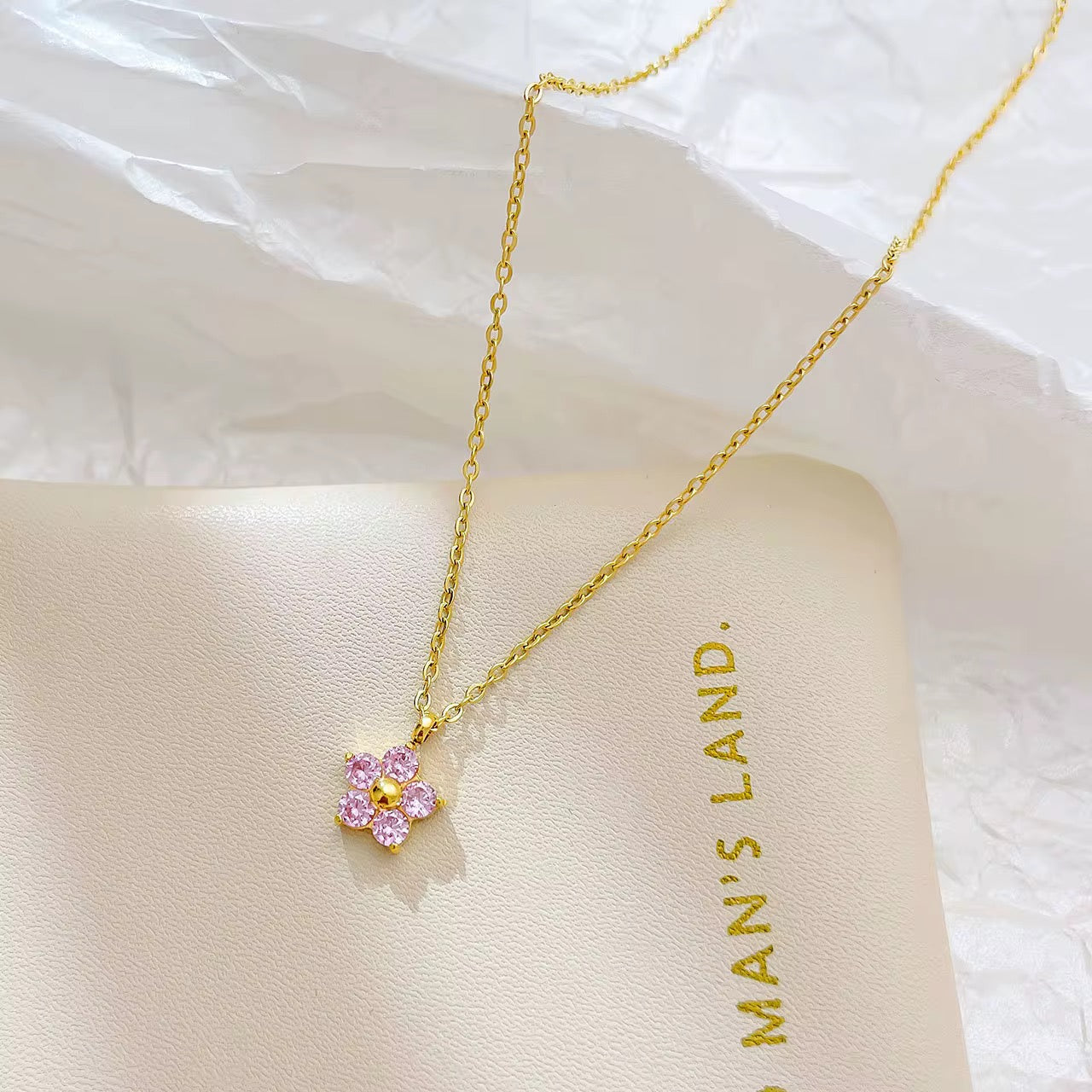 Daisy Shine Necklace