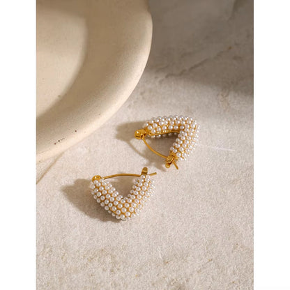 Luxe V Pearl Earrings